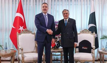 Dışişleri Bakanı Fidan, İslamabad'da Pakistanlı mevkidaşı Dar ile görüştü