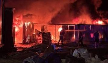 Erzincan'da işçi konteynerlerinde yangın paniği