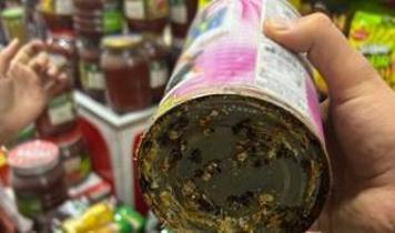 Altınordu'da market denetiminde son kullanma tarihi geçmiş yüzlerce ürüne el konuldu