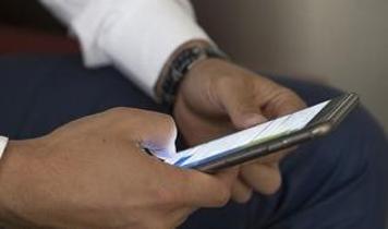 Yargıtay'dan emsal karar: Whatsapp yazışmaları işten çıkarma gerekçesi olamaz