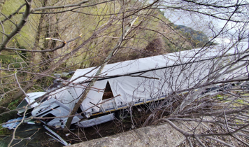 Reşadiye'de tır kaza yaptı: 3 yaralı