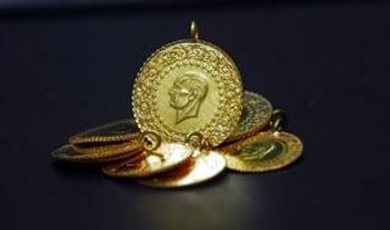 15 Nisan'da altın fiyatlarında sert düşüş: Gram, çeyrek ve Cumhuriyet altını dikkat çekiyor