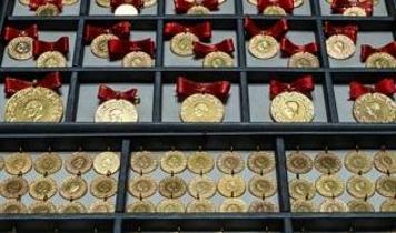 Altın fiyatlarındaki rekor yükseliş düğün takı geleneklerini değiştiriyor