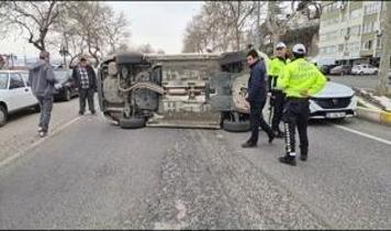 Tekirdağ'ın Süleymanpaşa ilçesinde otomobiller çarpıştı: 1 yaralı