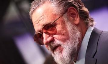 Russell Crowe tanınmaz halde! Highlander yeniden yapımı için geri sayım başladı