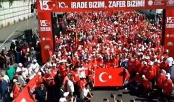 15 Temmuz Şehitler Anıtı'nda İrade ve Zafer Yürüyüşü başladı