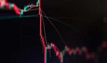 IBM hisselerinde tarihi düşüş! Wall Street sarsıldı