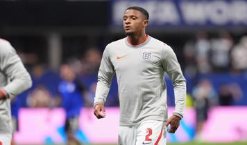 Arsenal, Aston Villa'dan Ezri Konsa'yı kadrosuna katmak istiyor