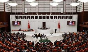TBMM'de Terörsüz Türkiye mesaisi... AK Parti çerçeve yasa için toplandı
