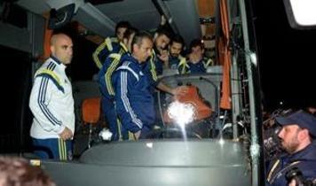 Fenerbahçe otobüsüne saldırı dosyasında yeni gelişme! Bakan Gürlek duyurdu: 5 şüpheliye operasyon