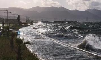 Meteorolojiden kuvvetli rüzgar ve sağanak alarmı: Çatı uçması ve ulaşım riski