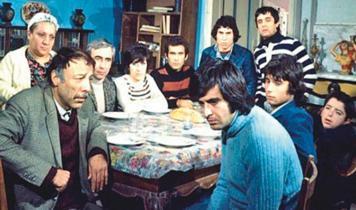 Yeşilçam'ın hafızalara kazınan başyapıtı Bizim Aile televizyon dizisi oluyor
