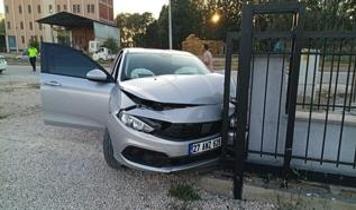 Bilecik'te feci kaza; 1'i ağır 4 yaralı