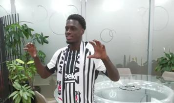 Hollandalı futbolcu Ernest Poku, Beşiktaş için İstanbul'a geldi