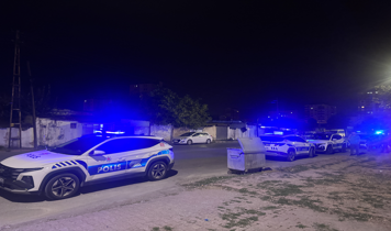 Kayseri'de silahlı saldırıya uğrayan 2 kişi yaralandı