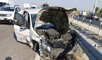 Alaşehir'de motosiklet ile otomobil çarpıştı: 1 ölü, 3 yaralı