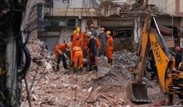 Delhi'de yurt binası faciası! 6 öğrenci hayatını kaybetti