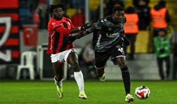 Samsunspor Diabate'yi Suudi Arabistan'a sattı
