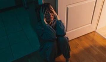 Orta yaş krizi geride mi kaldı? Kaygı en çok gençlerde görülüyor