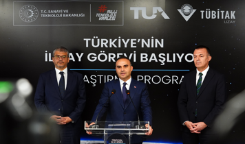 Türkiye'nin ilk Ay görevi kapsamında geliştirilen uzay aracının üretimi tamamlandı