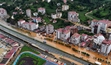 Rize'nin İyidere ilçesinde selin ortaya çıkardığı manzara havadan görüntülendi
