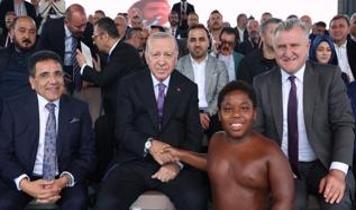 Cumhurbaşkanı Erdoğan ile samimi buluşma: “Arap Osman”ın hikayesi yüreklere dokundu