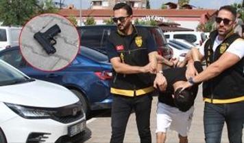 Adana'da bomba imha uzmanı tehlikeyi bantla önledi