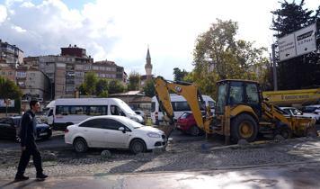 İBB'nin altyapı çilesi vatandaşı canından bezdirdi: Eyüpsultan'da trafik kilit