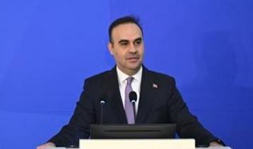 Bakan Kacır, Antalya'da Uzay Kongresi için mevkidaşlarıyla bir araya geldi