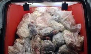 Diyarbakır'da sağlıksız 820 kilo iç yağı ve sakatat ele geçirildi