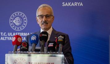Ulaştırma ve Altyapı Bakanı Uraloğlu: Türk sivil havacılığını daha ileriye taşıyoruz