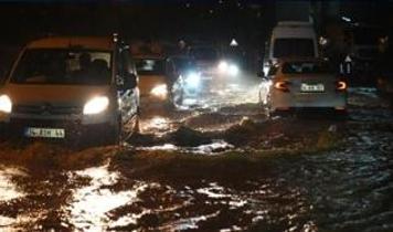İstanbul'da sağanak can aldı: Elektrik akımına kapılan çocuk hayatını kaybetti