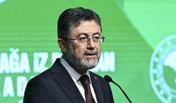 Bakan Yumaklı: Hayatımızın her alanında olduğu gibi, tarımın kalbinde de kadın çiftçilerimizin emeği var