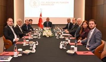 Rusya ile önemli temas... Bakan Ersoy: Hava ulaşımı ve uçuş sayısı artıyor