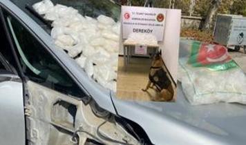 Narkotik dedektör köpeği "Çinko" buldu! Otomobilden 40 kilo metamfetamin çıktı