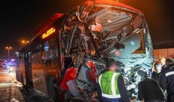Ankara'da EGO otobüsü üst geçidin ayağına çarptı: 24 yaralı