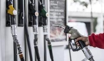 Benzine indirim geldi: Akaryakıt tabelaları yeniden değişti