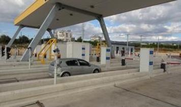 'Çeşmeli-Kızkalesi Otoyolu'ndan ilk günde 17 binden fazla araç geçti