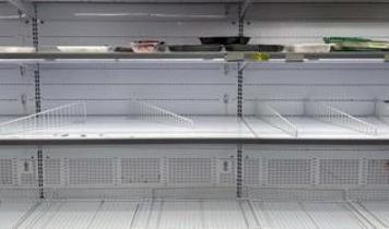 Napoli'de kamyoncu protestosu süpermarket raflarını boşalttı