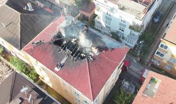 Tuzla'da ayakkabı fabrikasında yangın