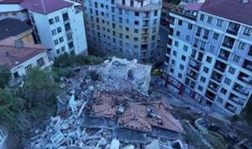 Zonguldak'ta bina faciasının boyutu gün ağarınca ortaya çıktı: 7 bina tahliye edildi