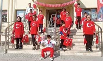 En güzel ve anlamlı 29 Ekim Cumhuriyet Bayramı şiirleri sizlerle: İşte 29 Ekim şiirleri