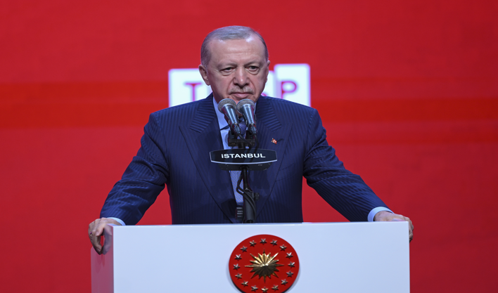 Cumhurbaşkanı Erdoğan: Önce terörsüz Türkiye'ye, ardından terörsüz bölgeye vasıl olacağız