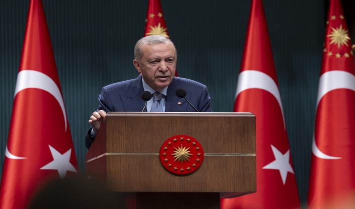 Cumhurbaşkanı Erdoğan'dan CHP'ye sert tepki: Kararları tanımamak hukuka kafa tutmaktır