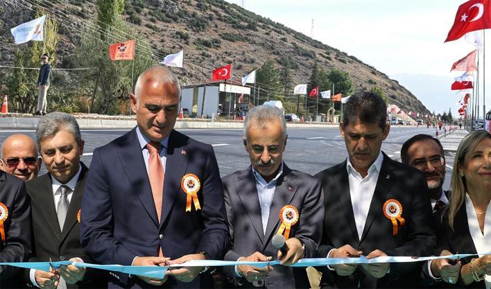 Antalya'da proje açılışı: Seyahat süresi 26'dan 18 dakikaya indi!