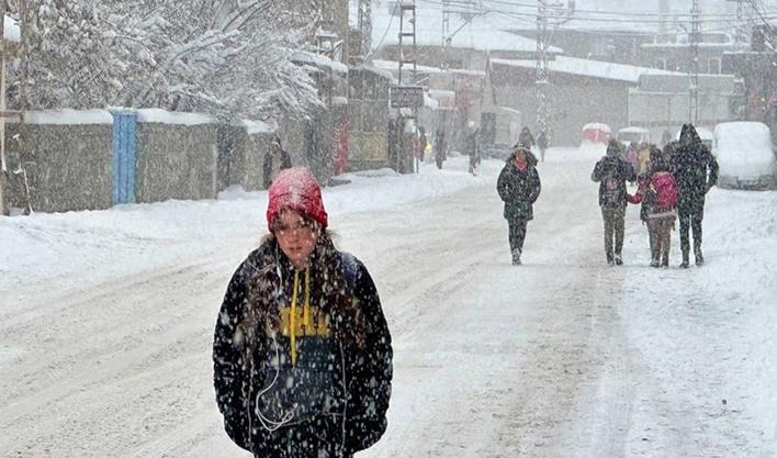 Meteoroloji il il uyardı: Bu illerde yaşayanlar dikkat! Sağanak ve kar etkisini gösterecek