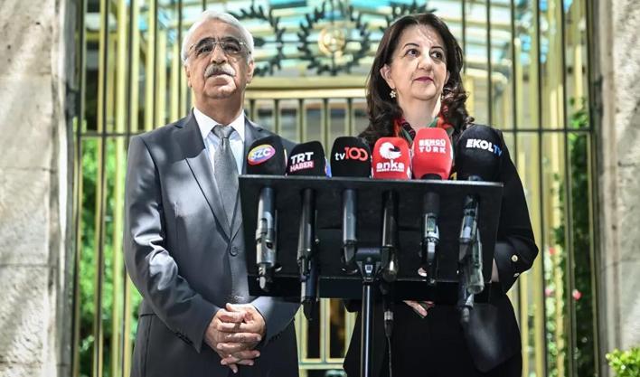 DEM Parti İmralı heyetinden Adalet Bakanlığı ve AK Parti'ye görüşme talebi