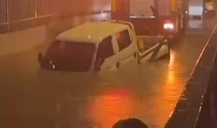 İzmir'deki selden acı haber! Suyla dolu alt geçit can aldı