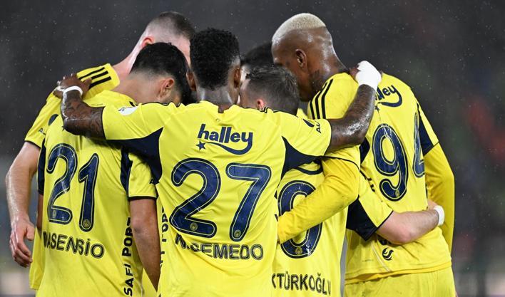 Trabzon'da nefes kesen maç! Fenerbahçe 3 puanı 3 golle aldı