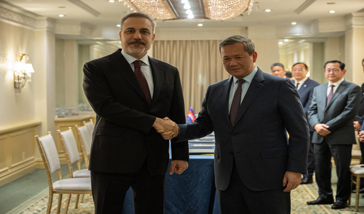 Türkiye'den “Biz hazırız” mesajı: Bakan Fidan ile Hun Manet'in Gazze gündemi